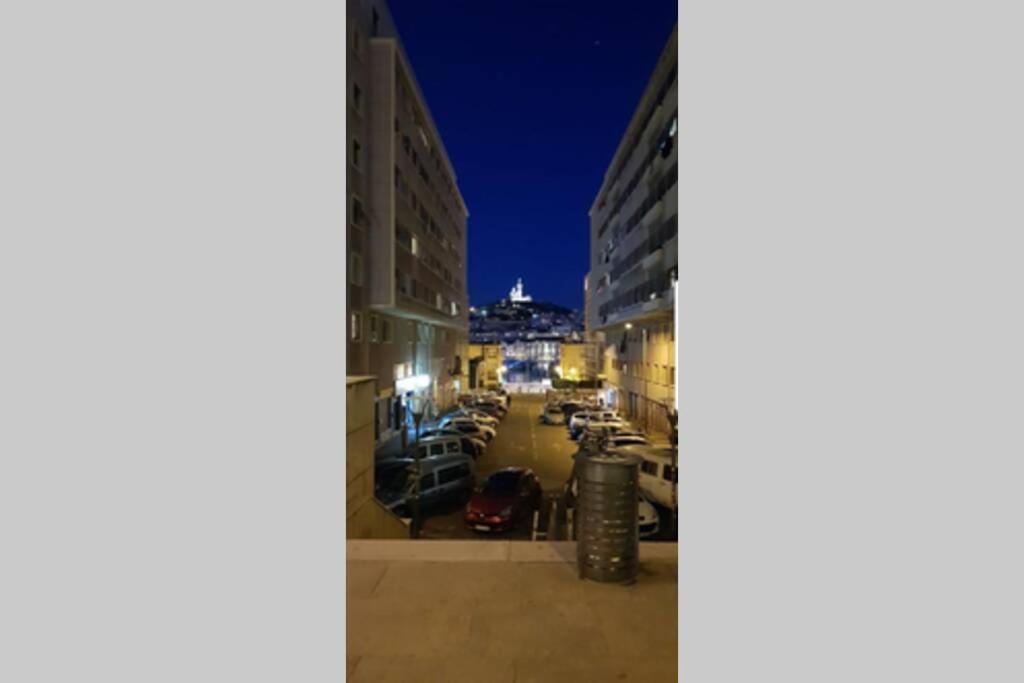 Appartement Front Vieux Port Tout Option Jacuzzi Марсилия Екстериор снимка